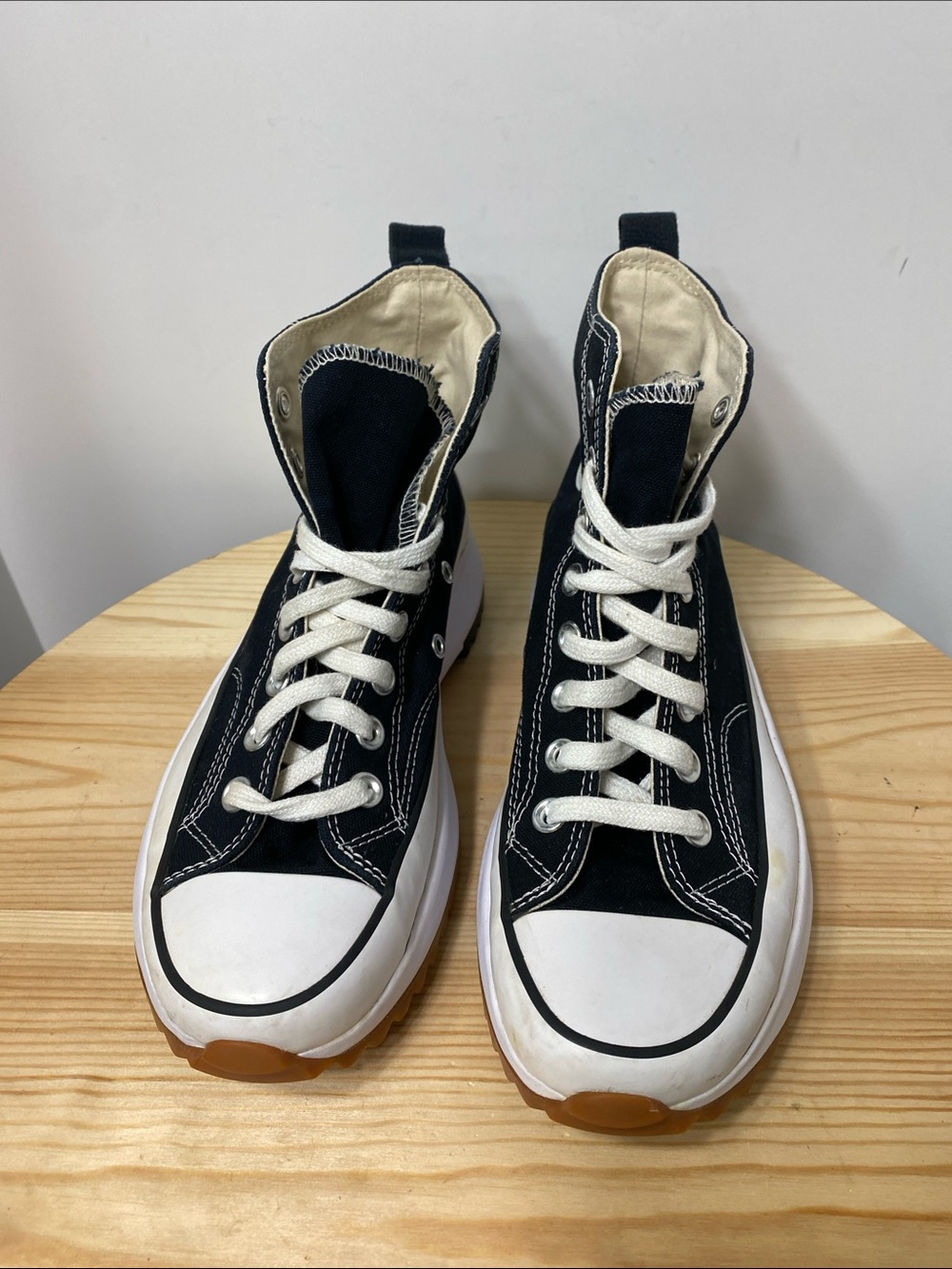 Converse Run Star Hike Hi Platform Sneakers Chuck Taylor Shoes Women’s Size 8